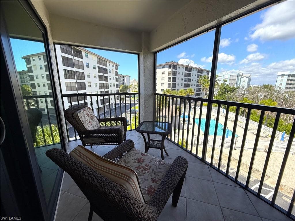 6891 Estero BLVD 331-17