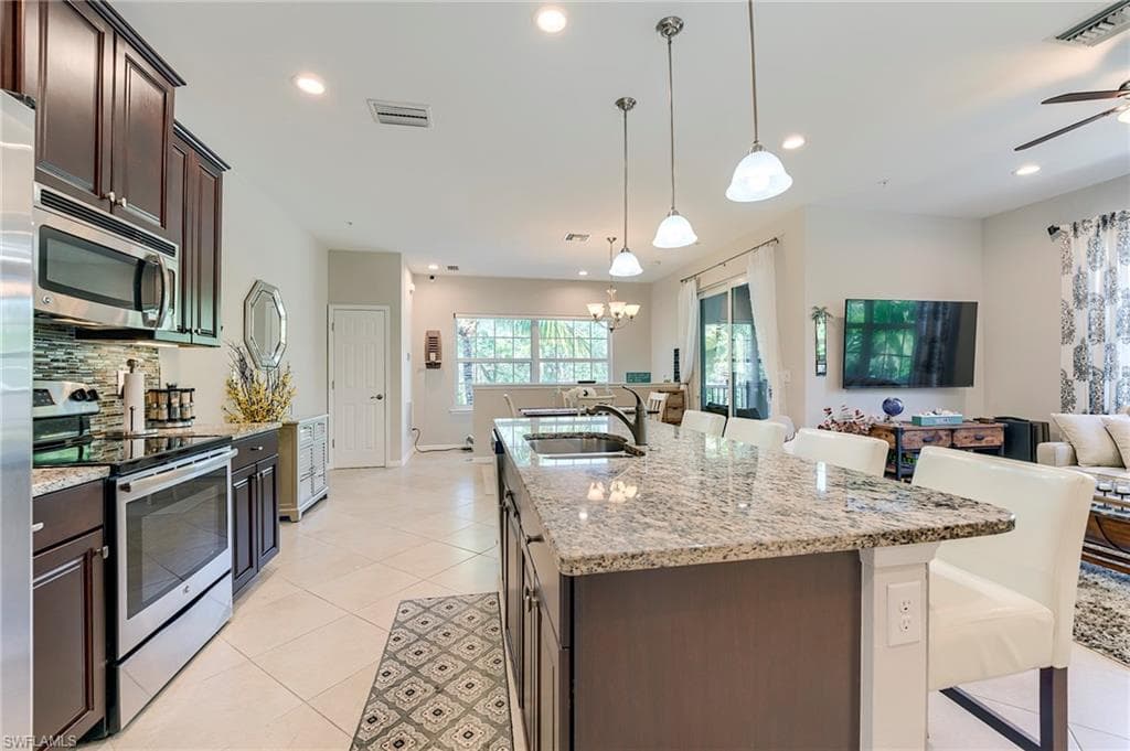 8510 Violeta ST 203-6