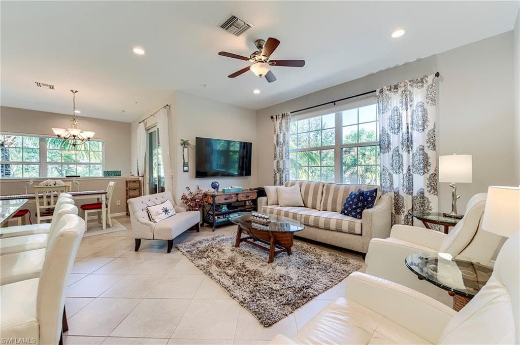 8510 Violeta ST 203-16