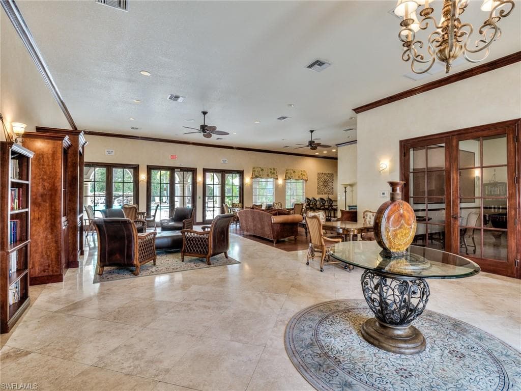 8510 Violeta ST 203-32