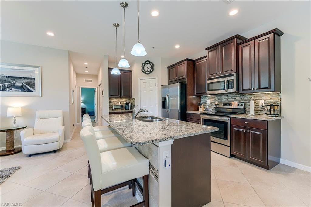 8510 Violeta ST 203-5