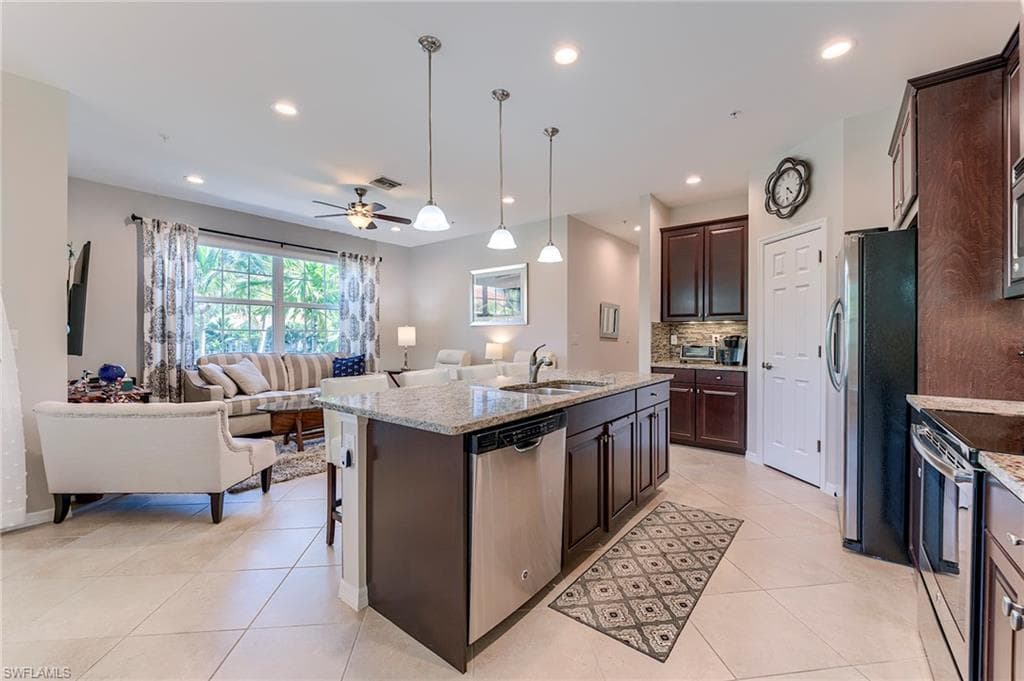 8510 Violeta ST 203-9