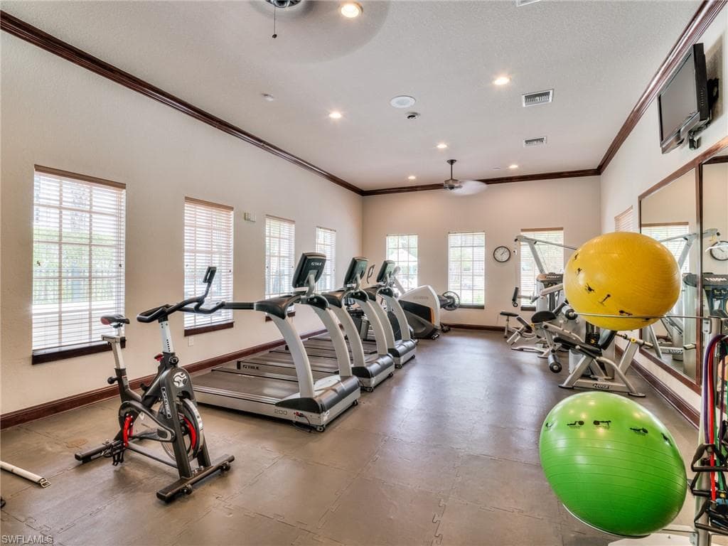 8510 Violeta ST 203-38