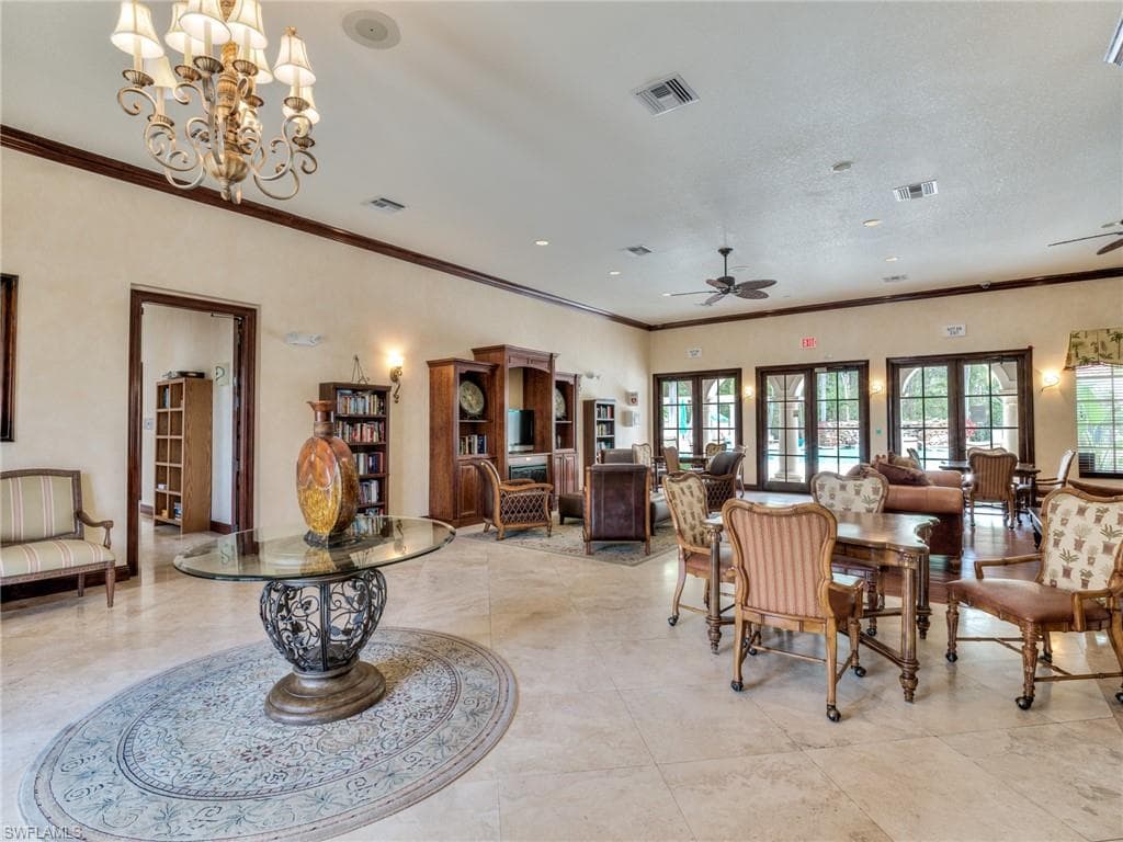 8510 Violeta ST 203-33