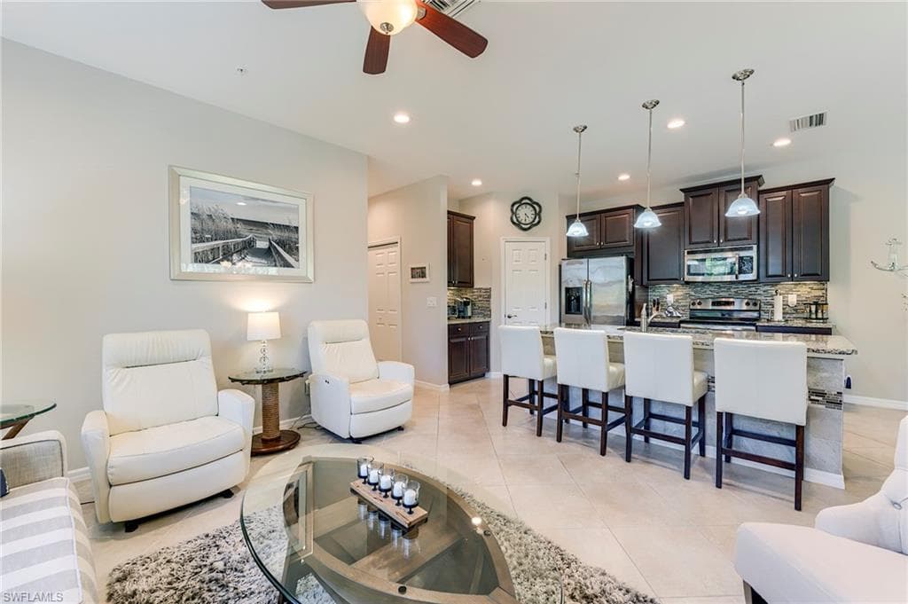 8510 Violeta ST 203-14