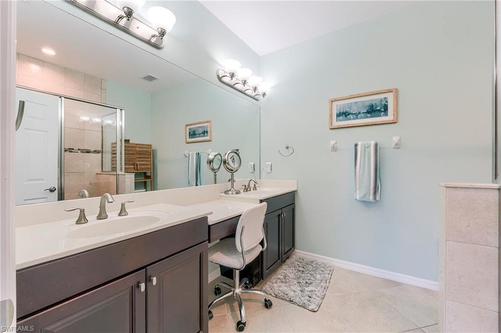 8510 Violeta ST 203-21