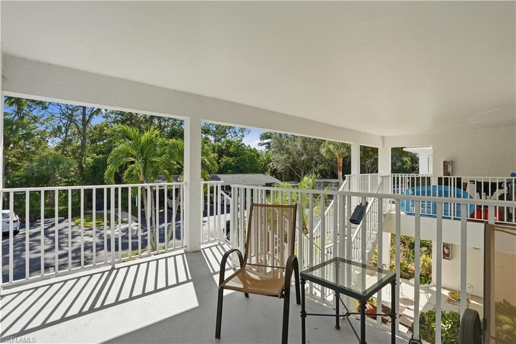 1120 Sarah Jean CIR B204-32