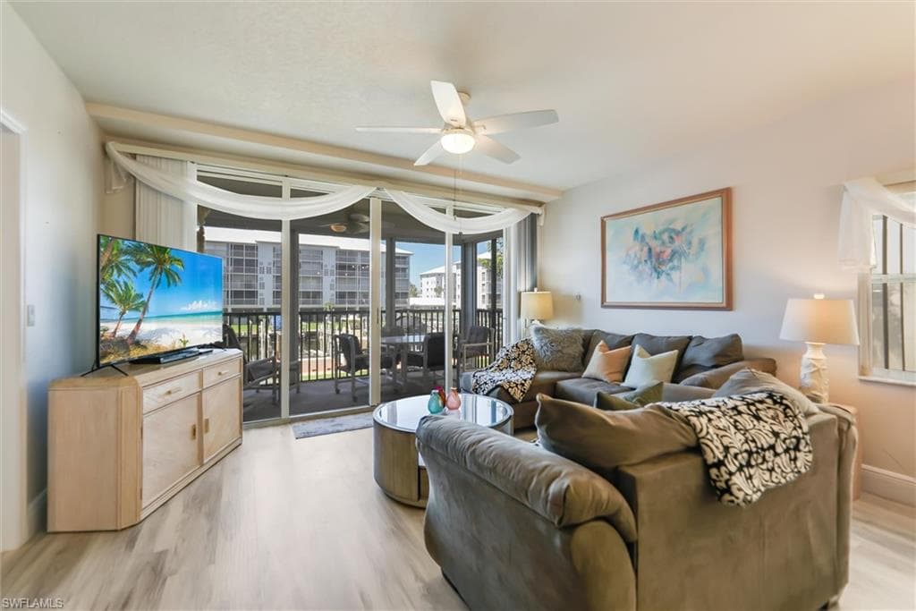 4481 Bay Beach LN 214-2