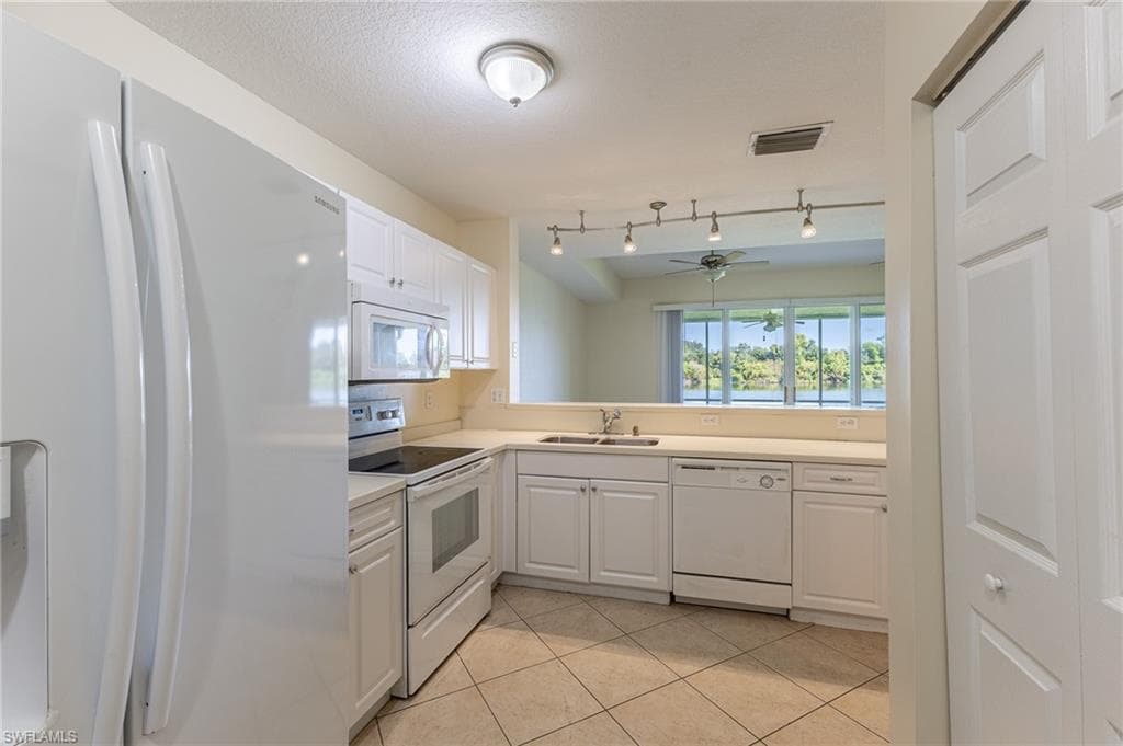 13150 Broadhurst LOOP 204-11