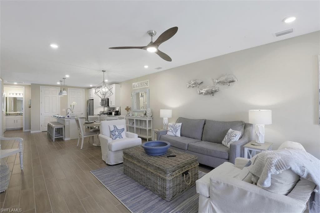 14663 Edgewater CIR-4