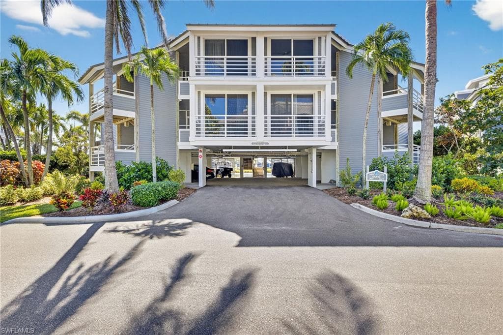 1659 Lands End Village-2