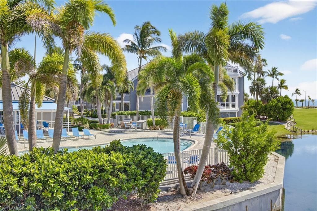 1659 Lands End Village-41