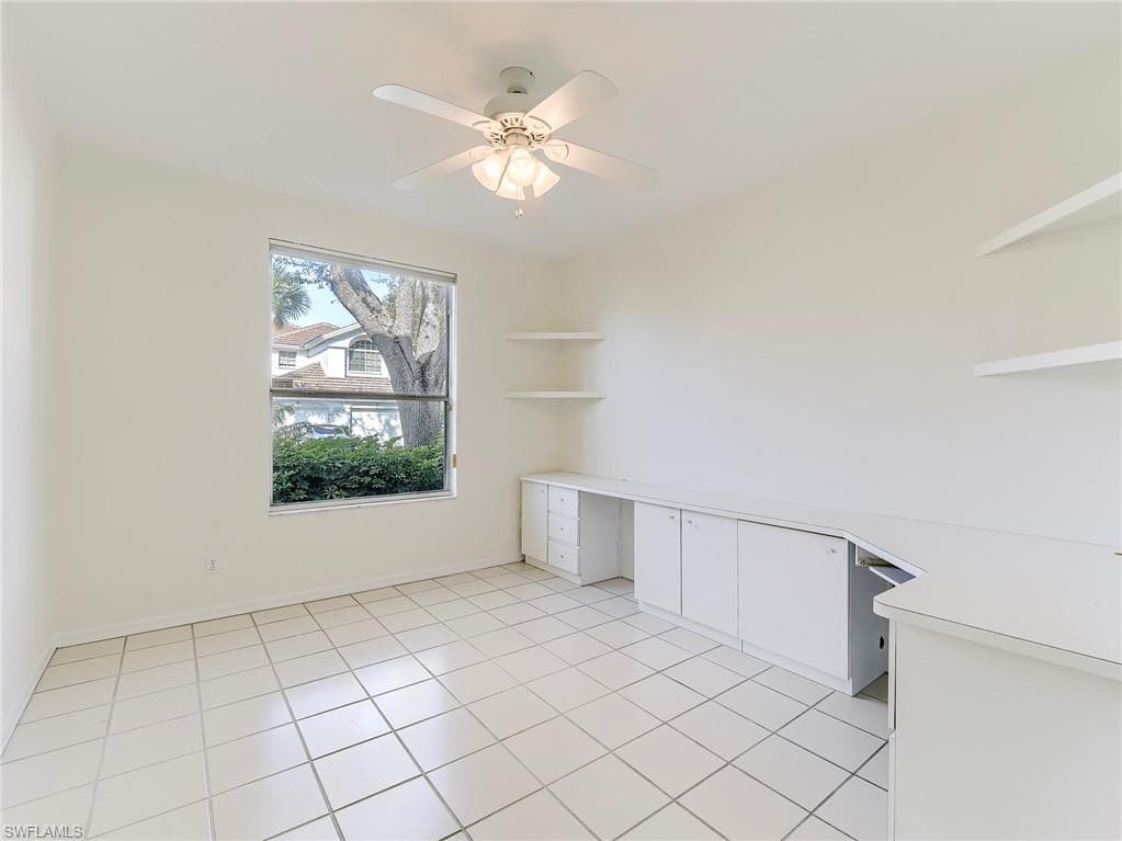 25203 Pelican Creek CIR 102-23
