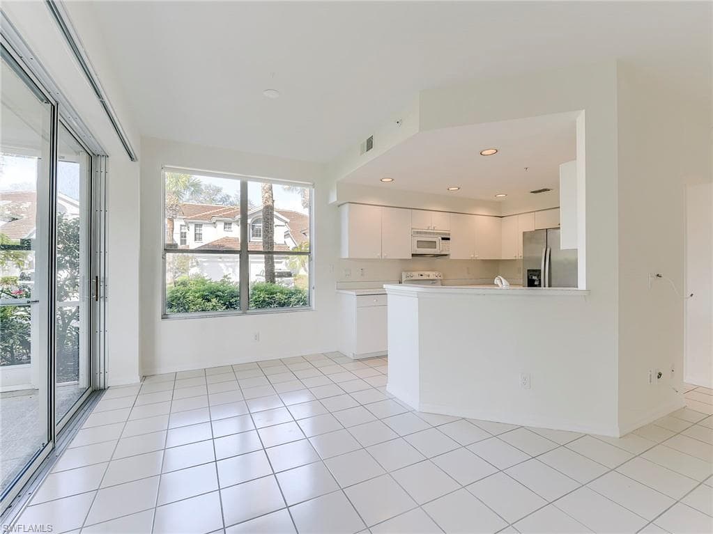 25203 Pelican Creek CIR 102-9