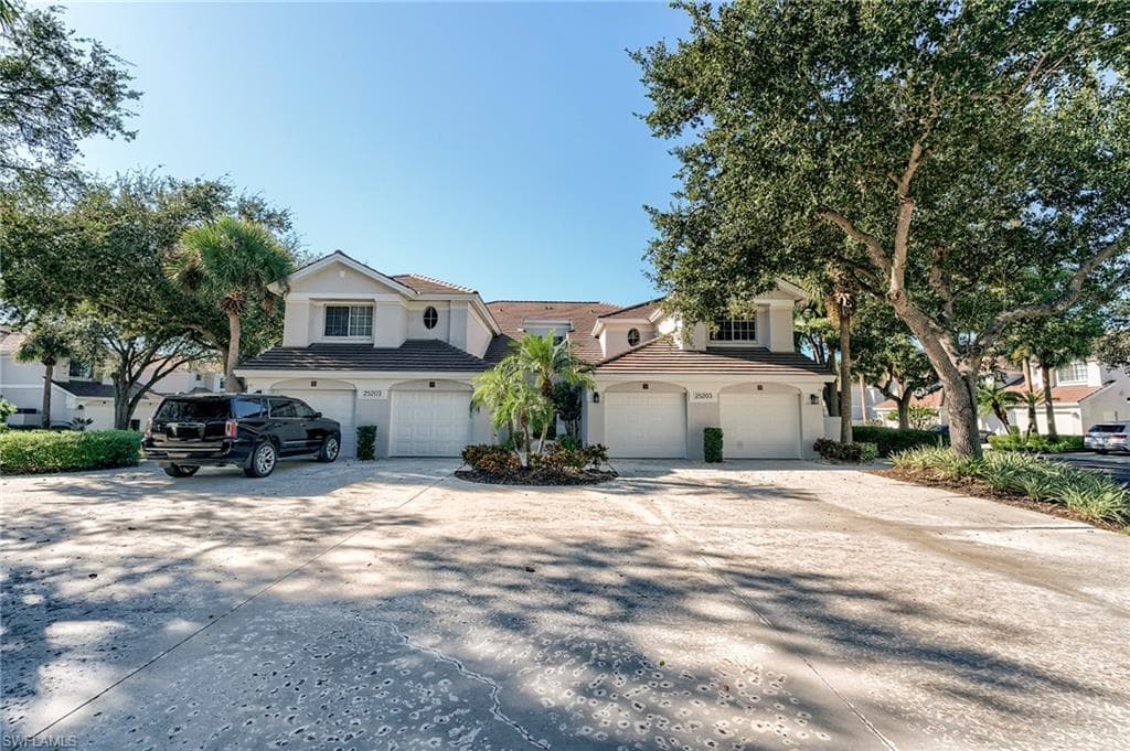 25203 Pelican Creek CIR 102-35