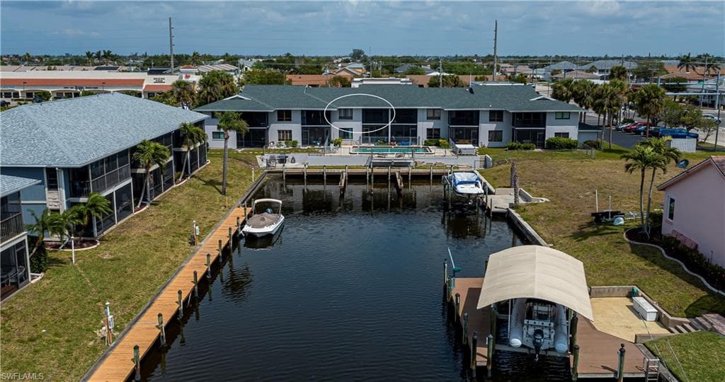 808 Cape Coral PKWY W 204-27