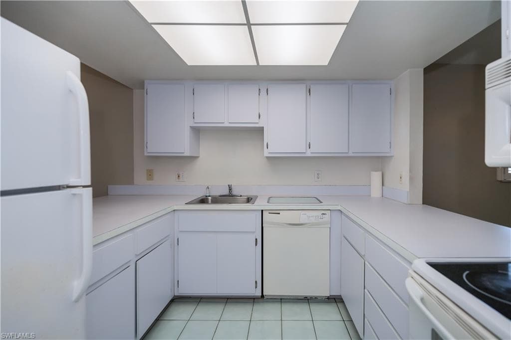 808 Cape Coral PKWY W 204-10