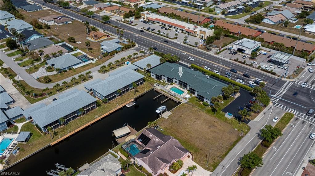 808 Cape Coral PKWY W 204-29