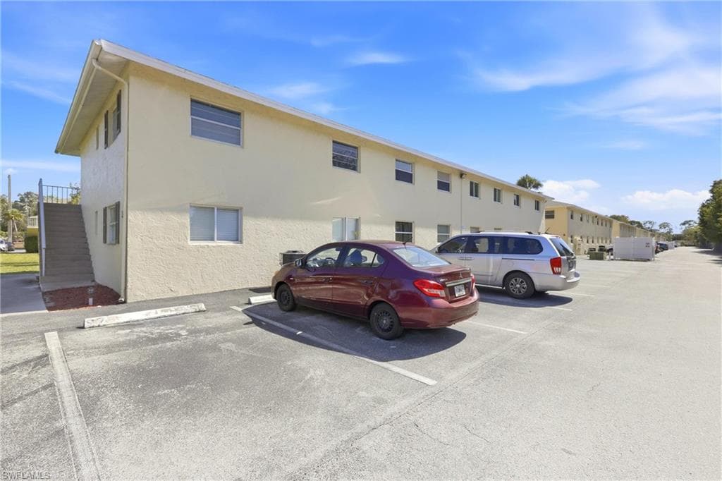 3325 Airport RD N S8-21
