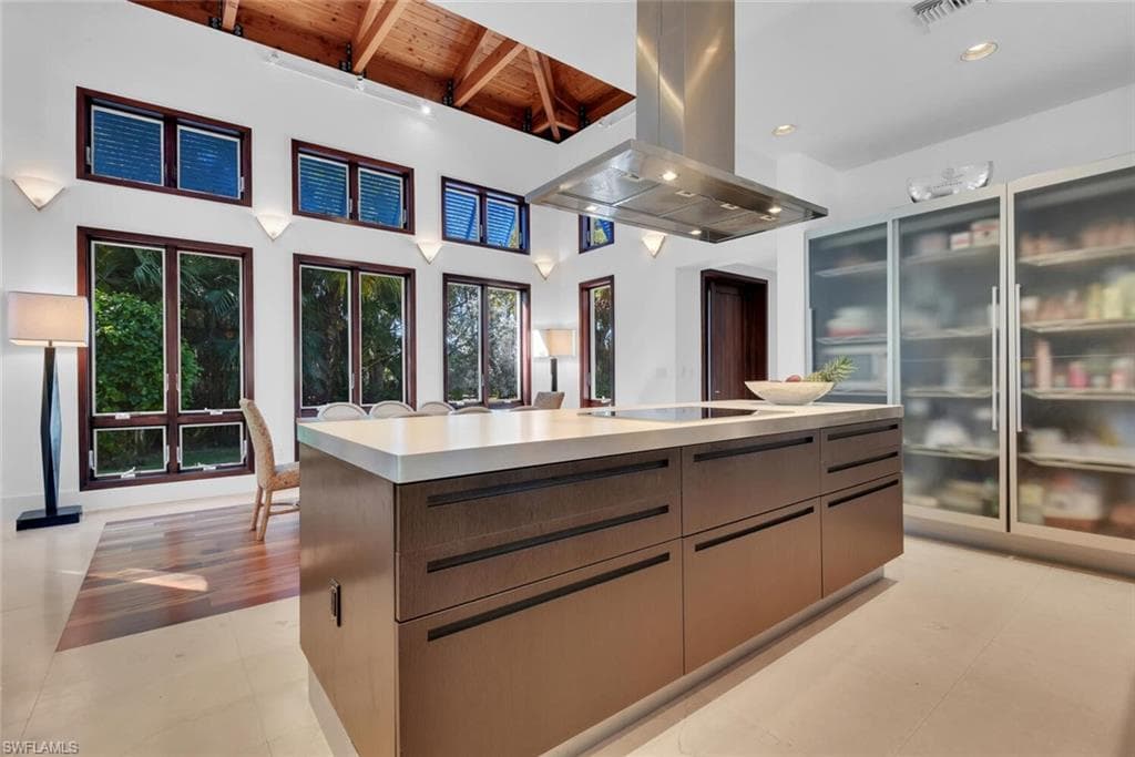 795 18th AVE S-10