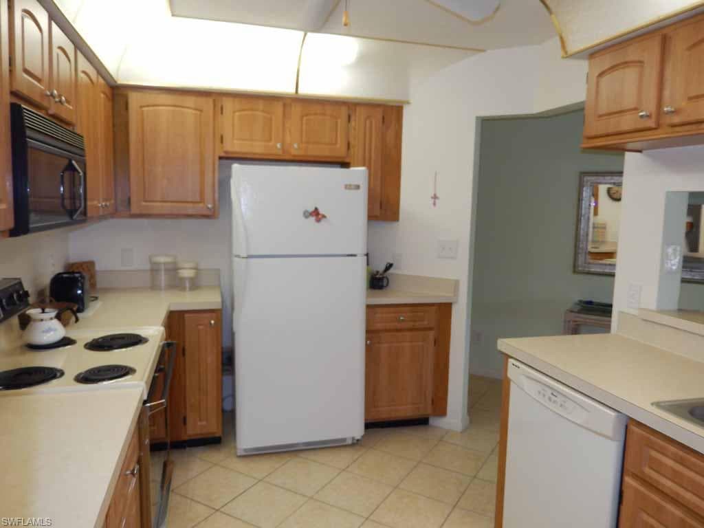 7121 Golden Eagle CT 613-6
