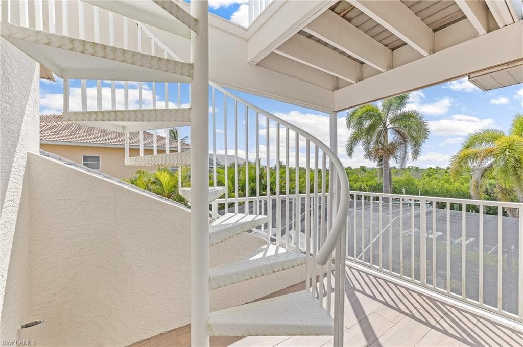 15830 Catalpa Cove DR-36