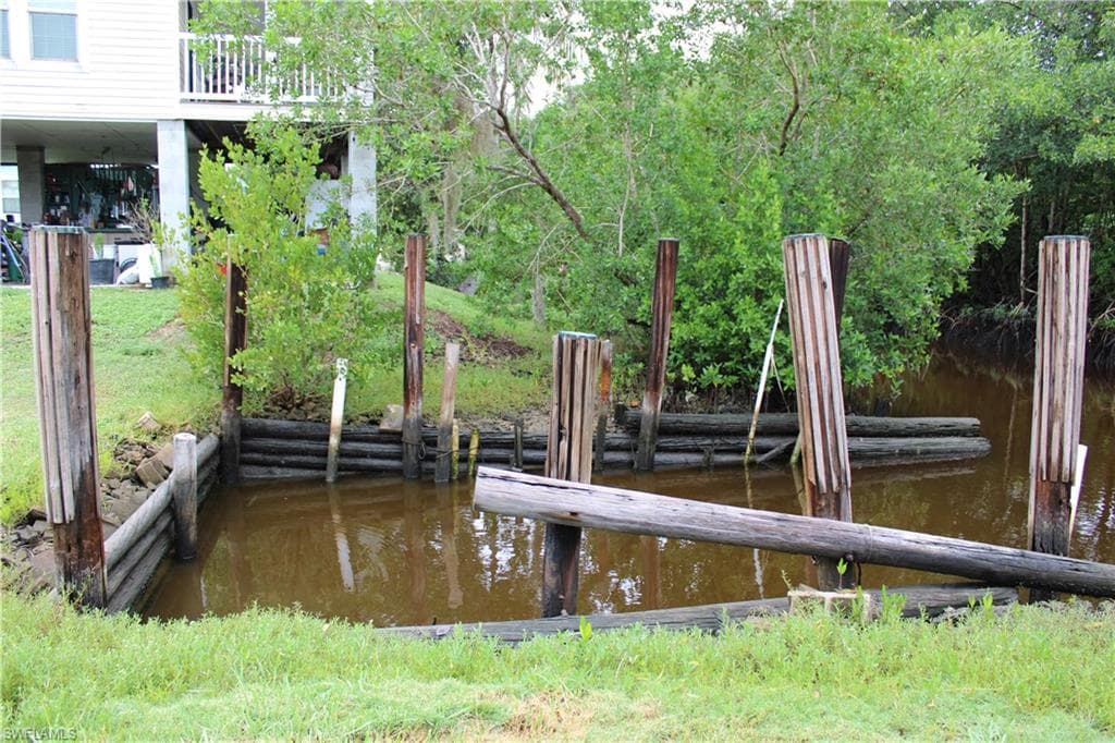 6 Spoonbill AVE-9