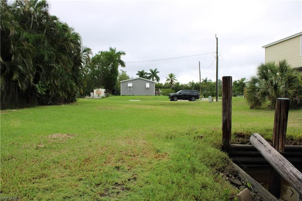 6 Spoonbill AVE-10