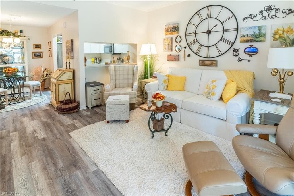 201 Arbor Lake DR 2-101-2