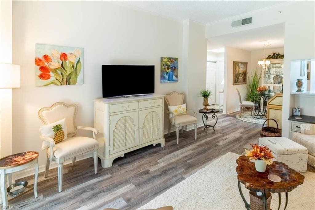201 Arbor Lake DR 2-101-5