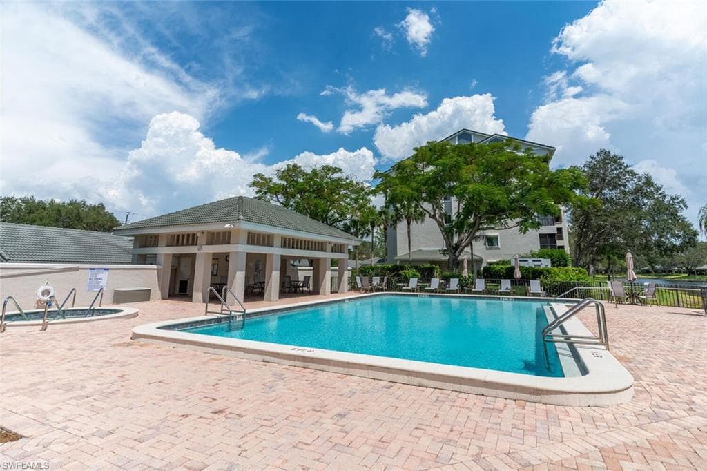 201 Arbor Lake DR 2-101-24