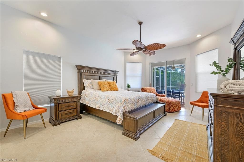 300 Wentworth CT-12