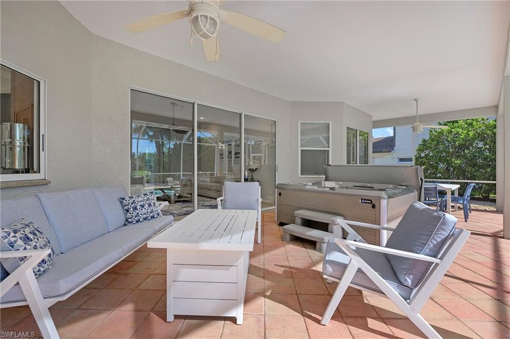 300 Wentworth CT-9