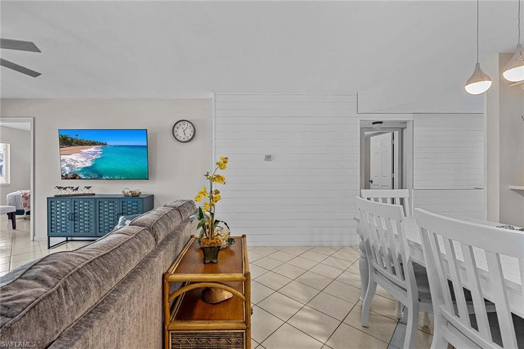 10686 Gulf Shore DR A-104-6