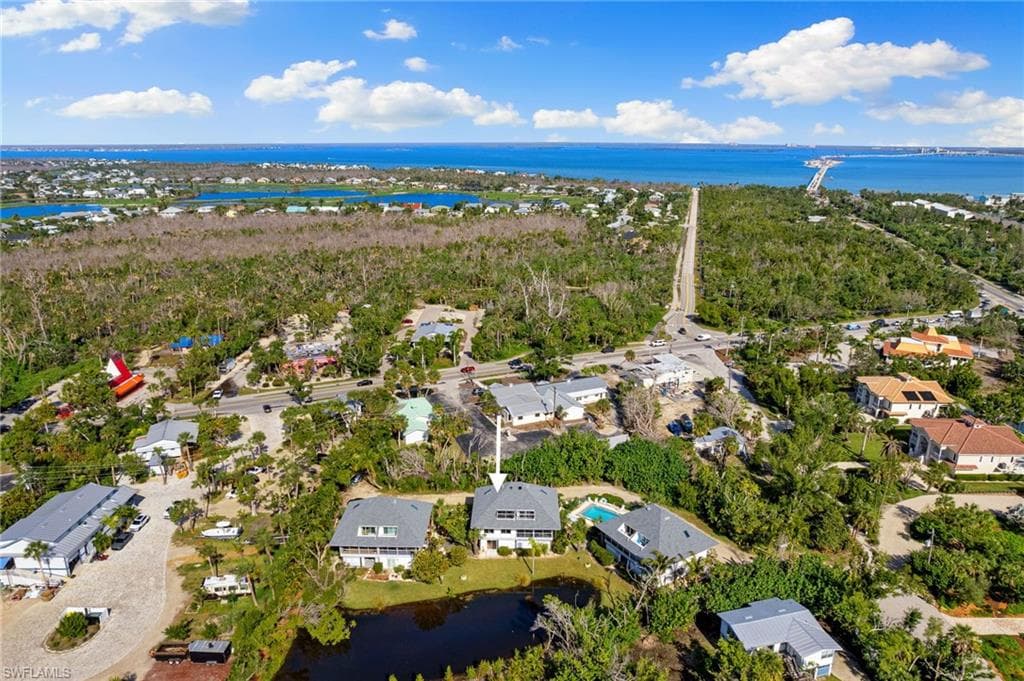 1039 Beach RD 104-43