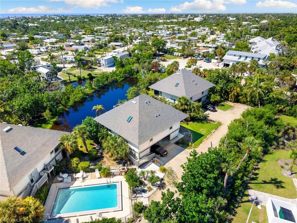 1039 Beach RD 104-1