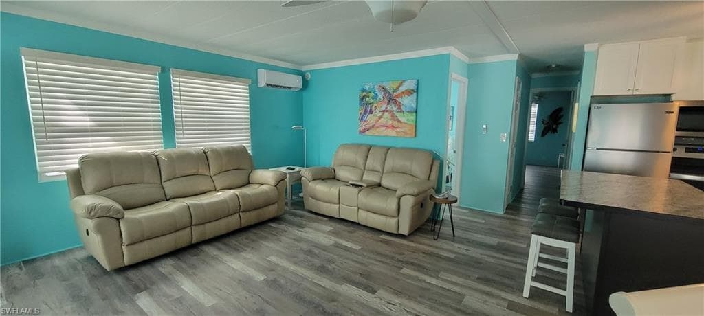 4701 Kahlua LN-9