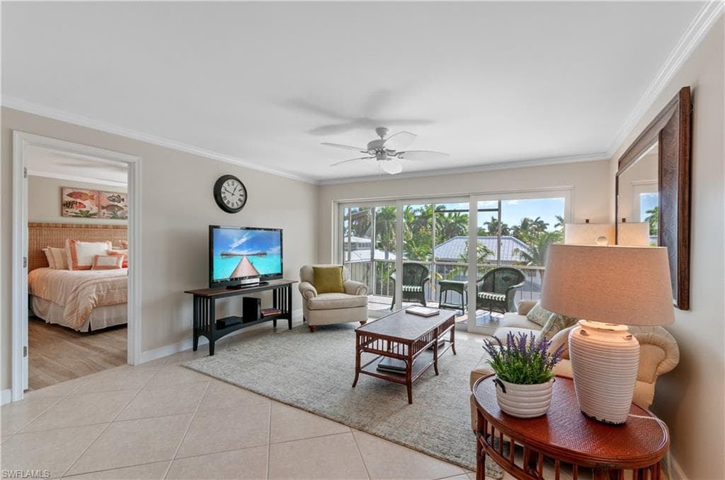 534 12th AVE S 534-1