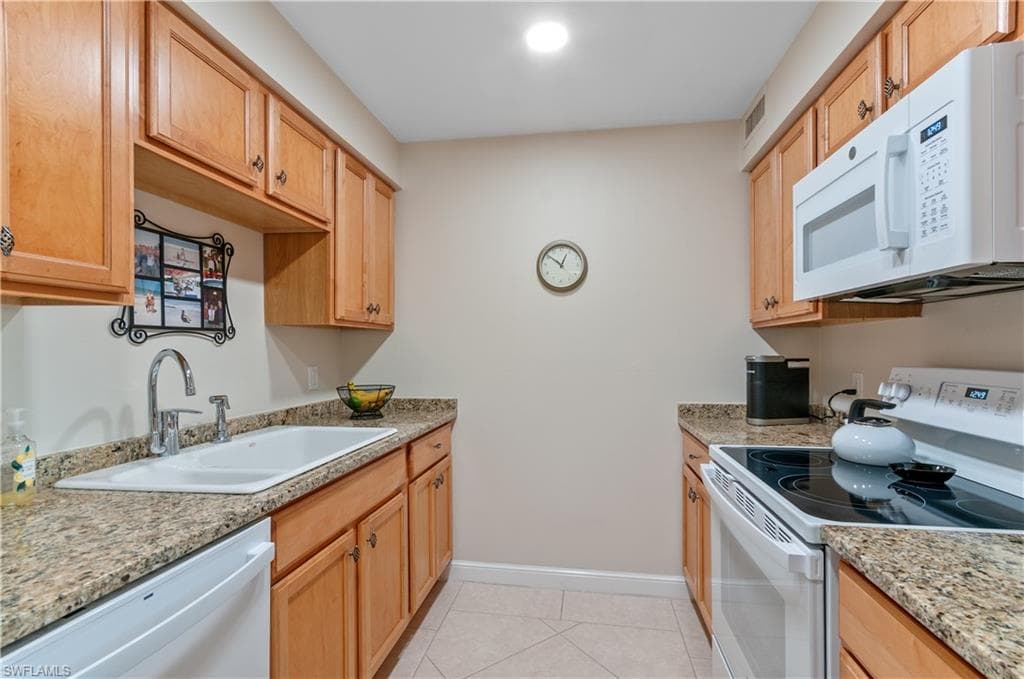 534 12th AVE S 534-10