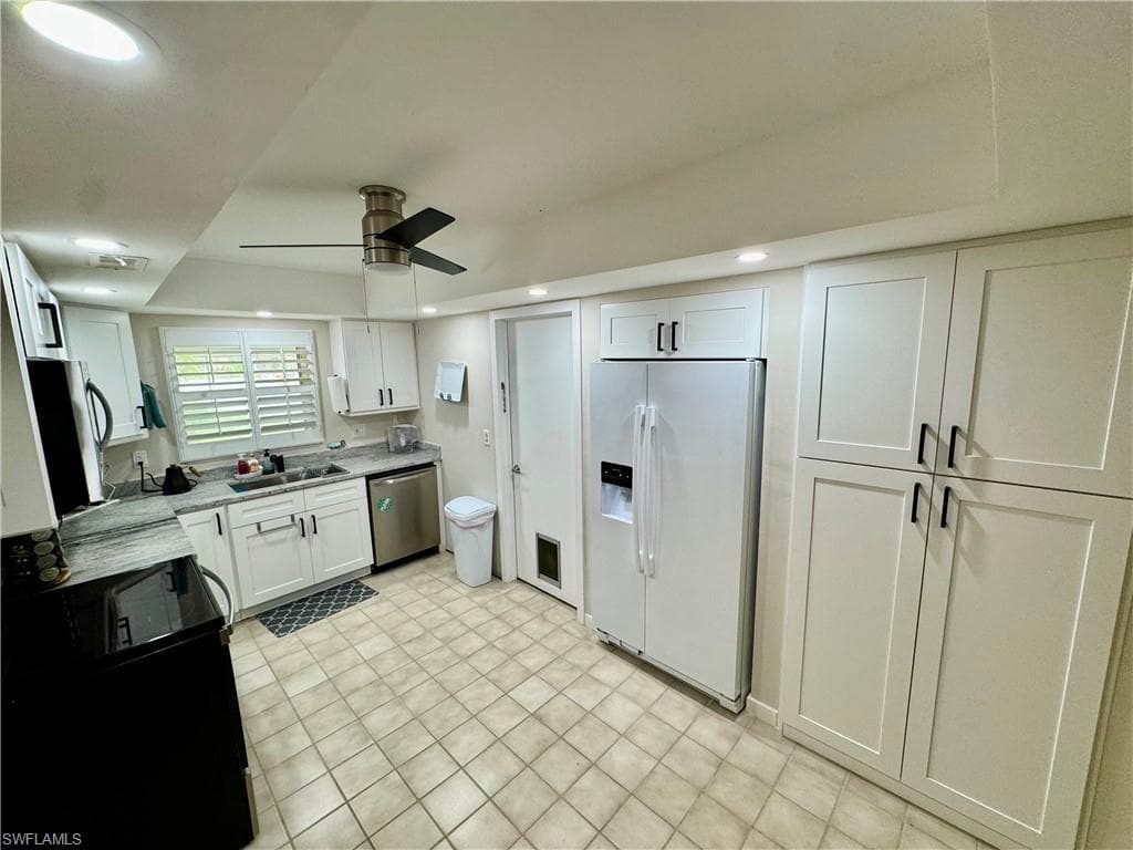5709 Harbour Club RD-12