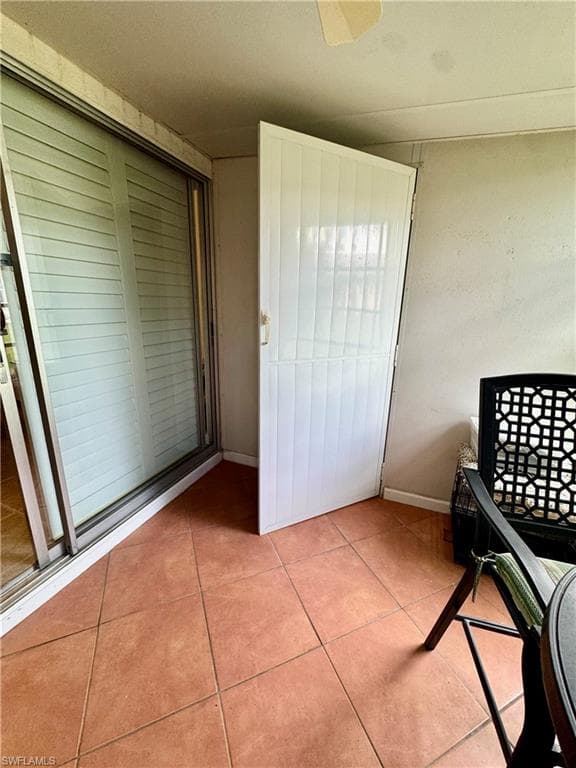 5709 Harbour Club RD-22