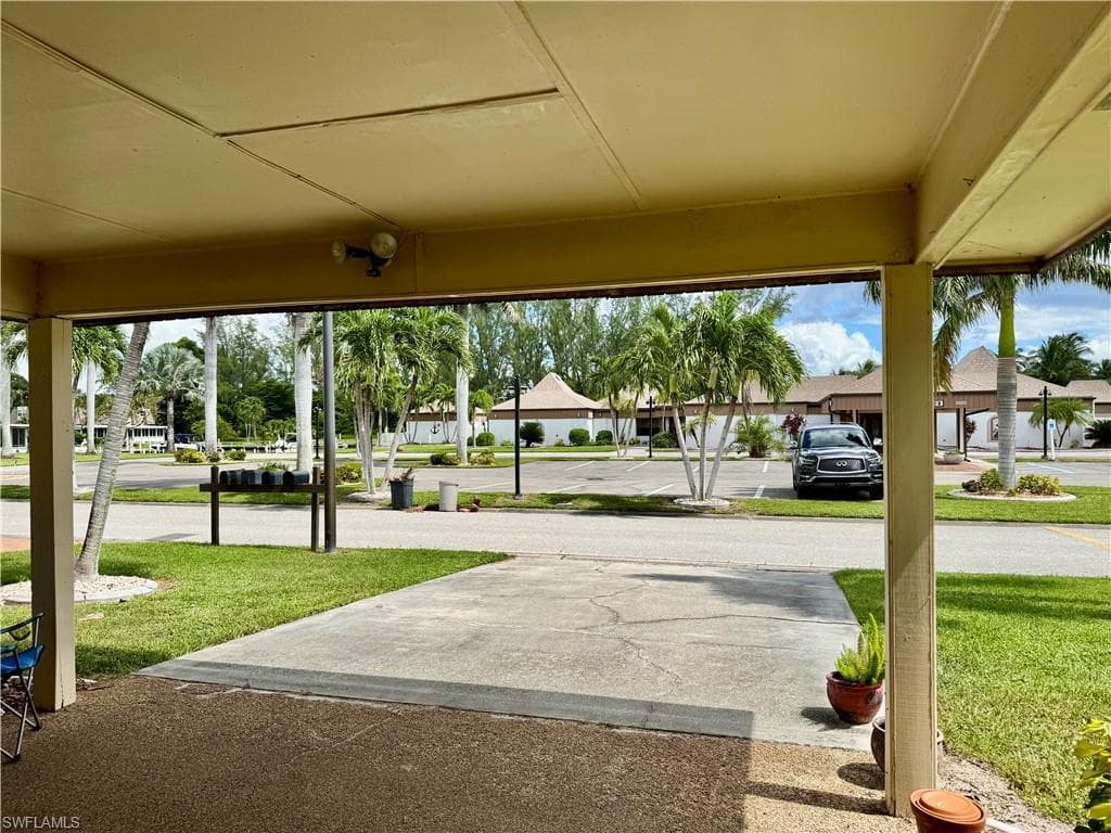 5709 Harbour Club RD-24