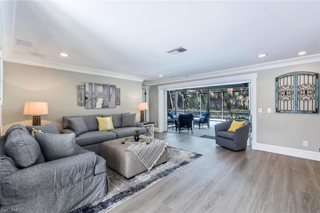 723 Willowhead DR-3