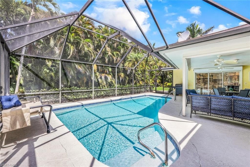 723 Willowhead DR-24