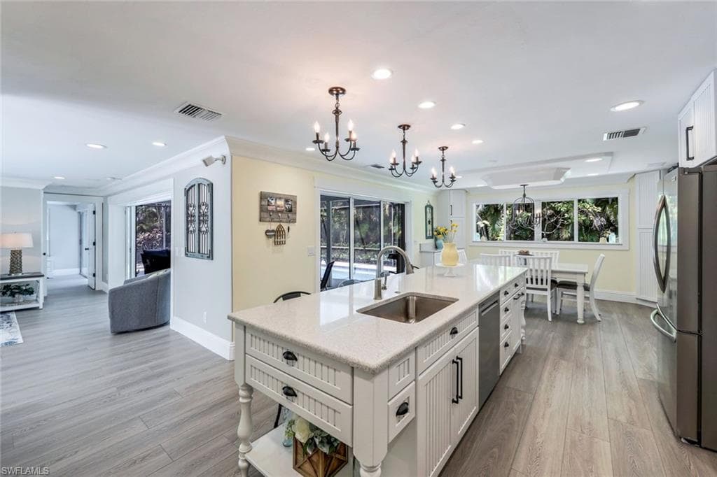 723 Willowhead DR-10