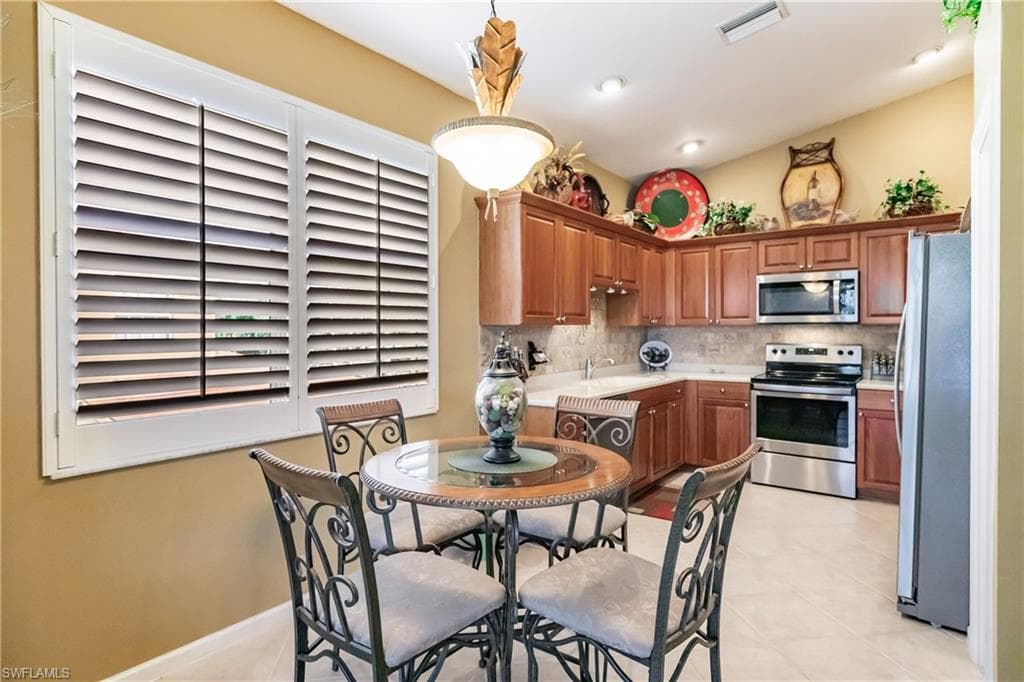 3011 Meandering WAY 202-13