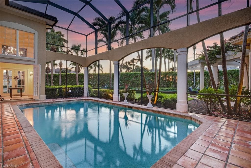 556 Eagle Creek DR-12