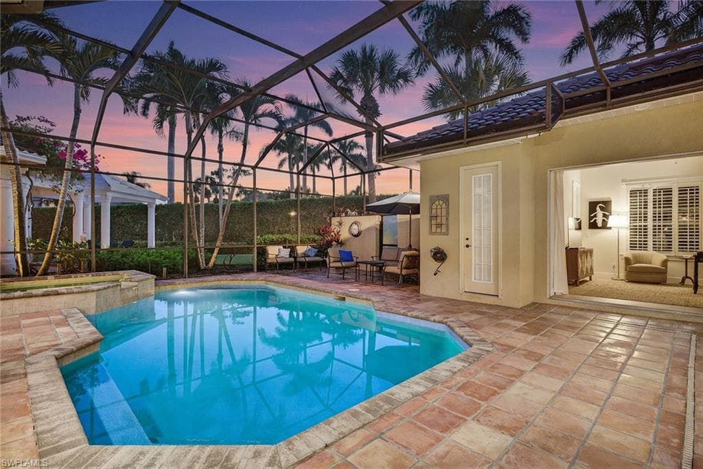 556 Eagle Creek DR-20