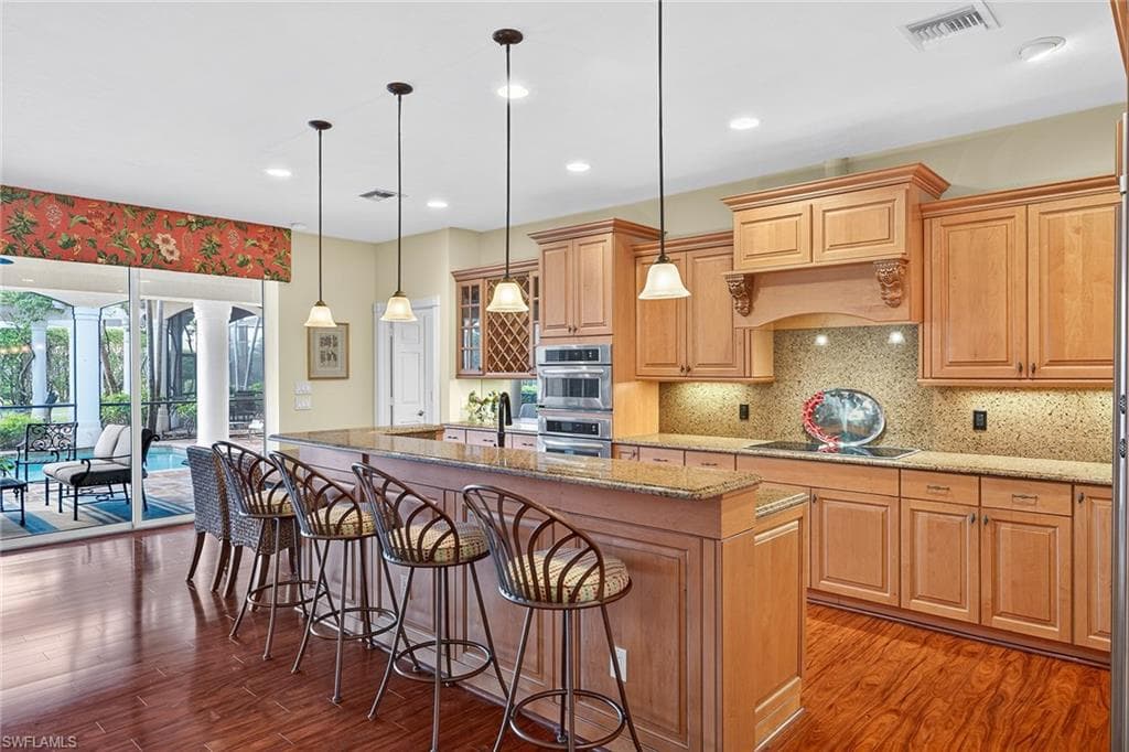 556 Eagle Creek DR-9