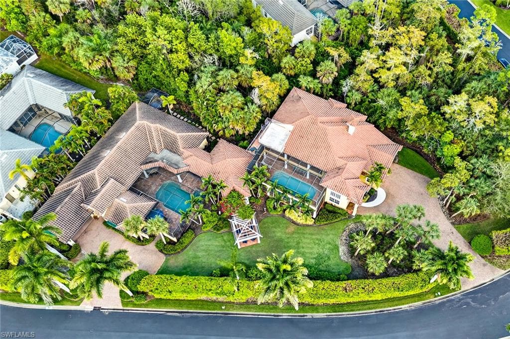 556 Eagle Creek DR-4